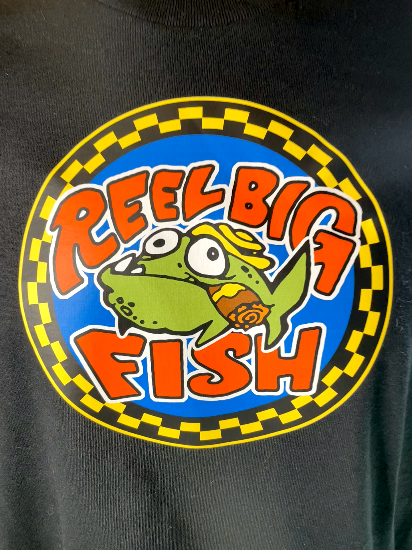 Silly Fish round logo - black