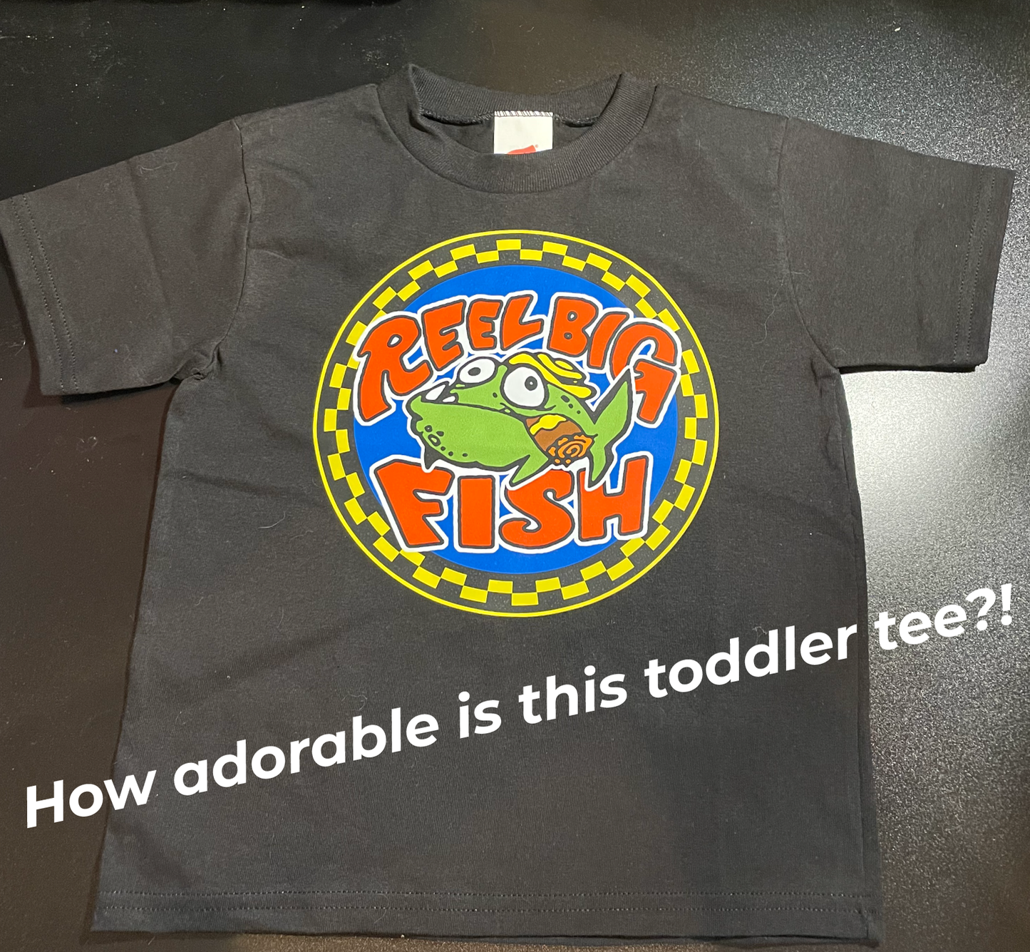 Silly Fish round logo - black