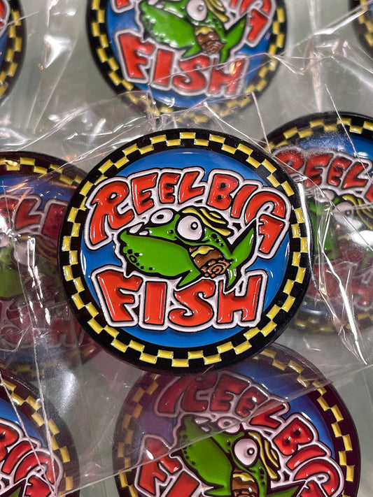 Mean Fish Emaille-Anstecker