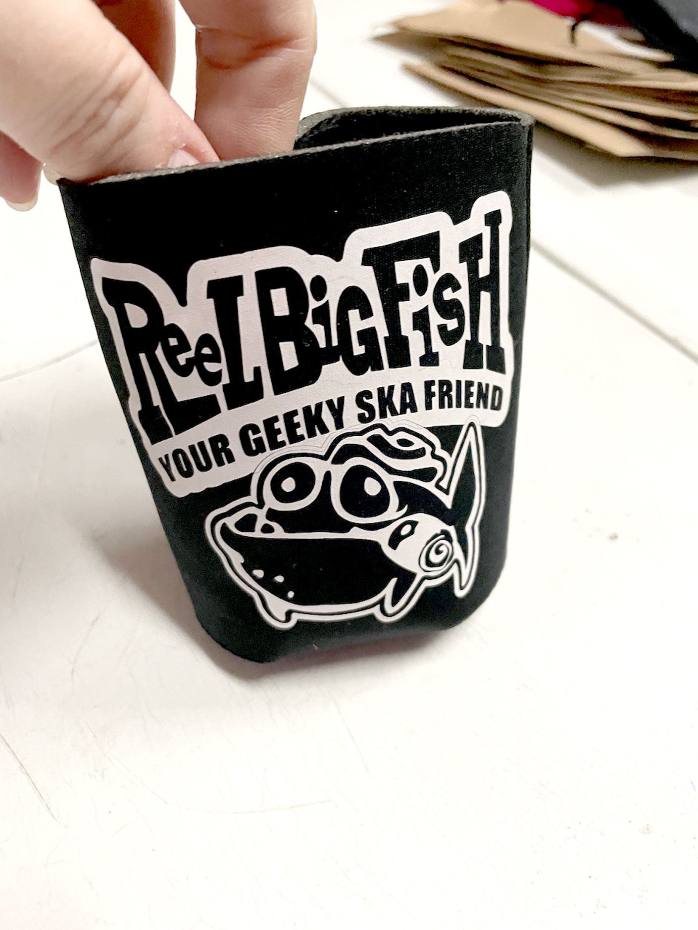 Geeky Friend logo can koozie