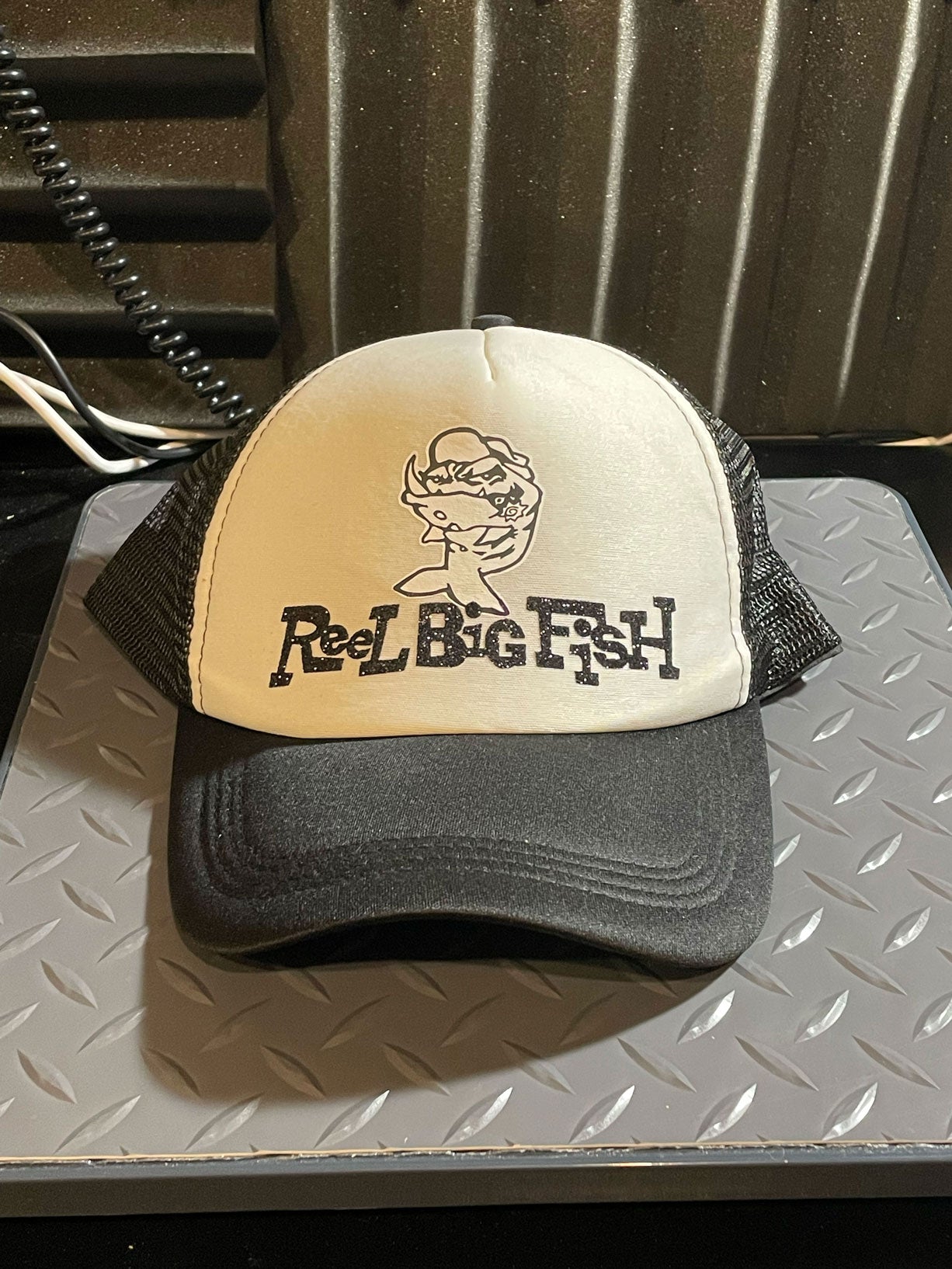 Mean Fish & glitter logo trucker hat
