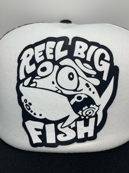 Casquette de camionneur avec logo de poisson idiot